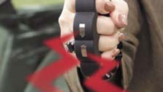 Blast Knuckles Stun Gun Delivers a Shocking Experience, Up Close and Personal